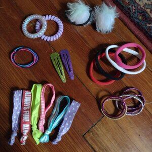 Big lot of girls hair accessories - most NEW
